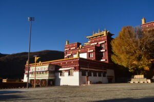 typical Tibetan monastery